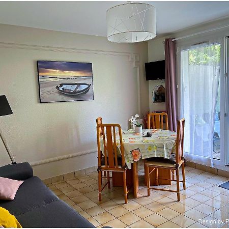 Cabourg, Appartement Plain Pied Avec Terrasse Acces Direct A La Plage Εξωτερικό φωτογραφία