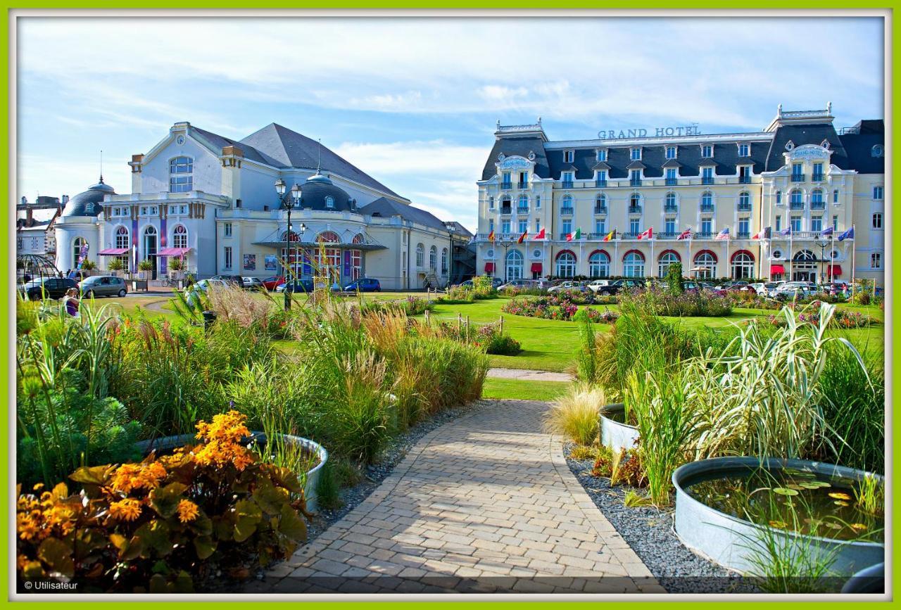 Cabourg, Appartement Plain Pied Avec Terrasse Acces Direct A La Plage Εξωτερικό φωτογραφία