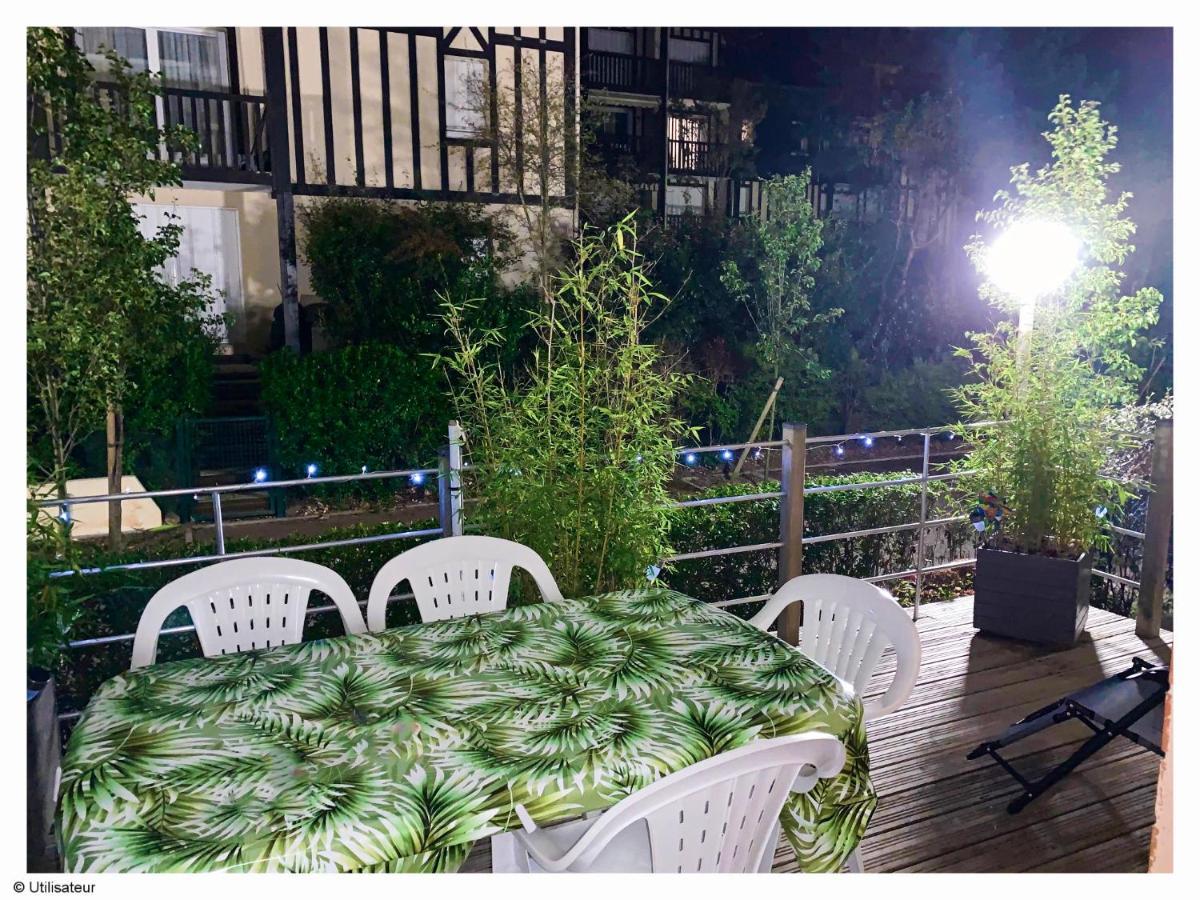 Cabourg, Appartement Plain Pied Avec Terrasse Acces Direct A La Plage Εξωτερικό φωτογραφία